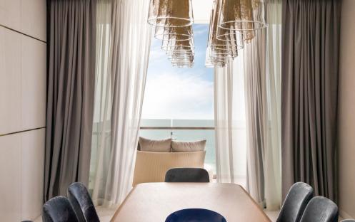 Low_resolution_72dpi-Jumeirah at Saadiyat Island Resort - Abu Dhabi Suite - Dining Room